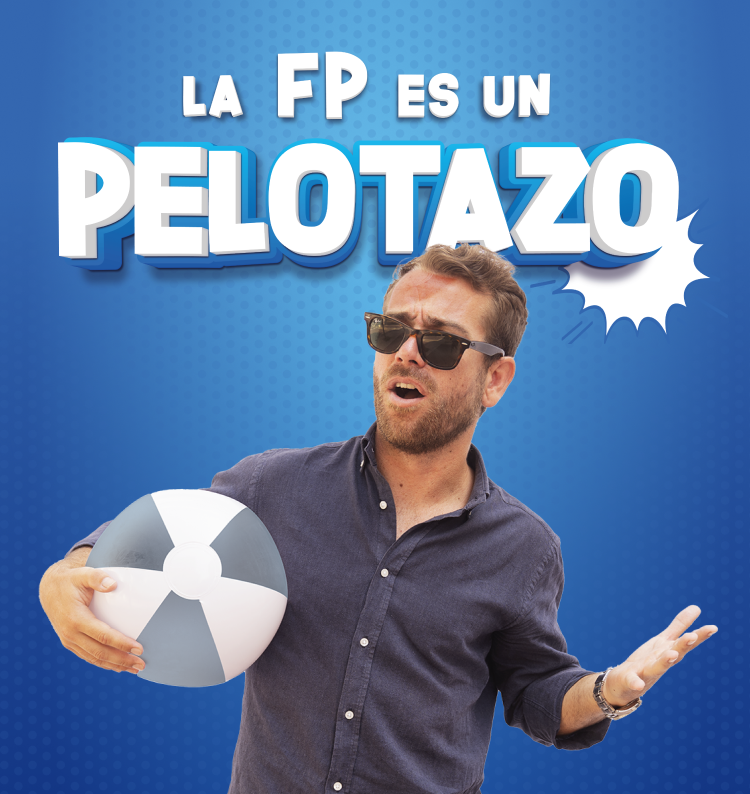 Hombre con pelota de playa