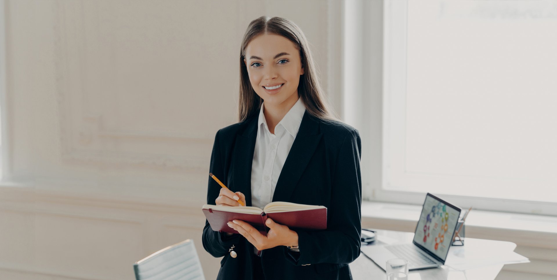 Estudiante MEDAC Asistencia de Dirección